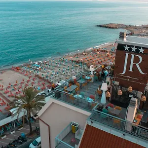 Jolly Roger 3*, Pietra Ligure Italien